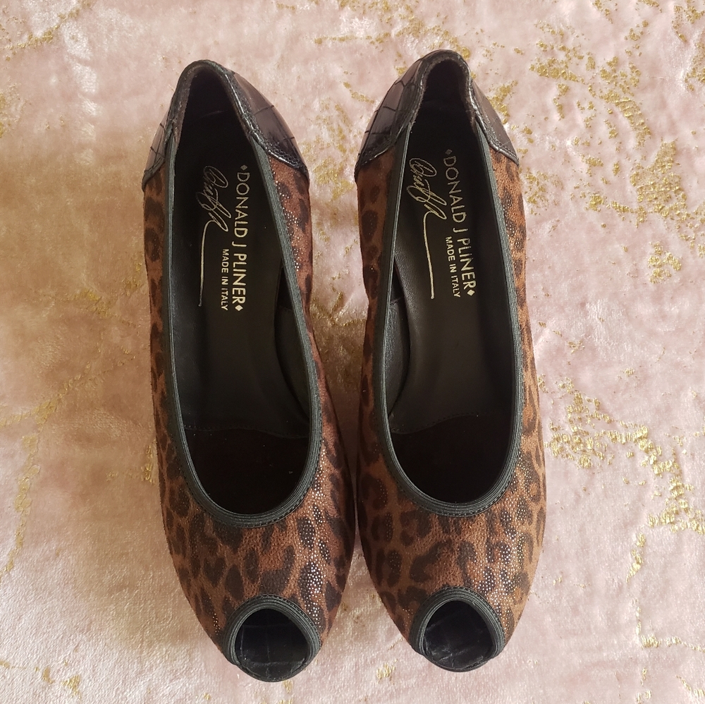 DONALD J. PLINER | Leopard Heels